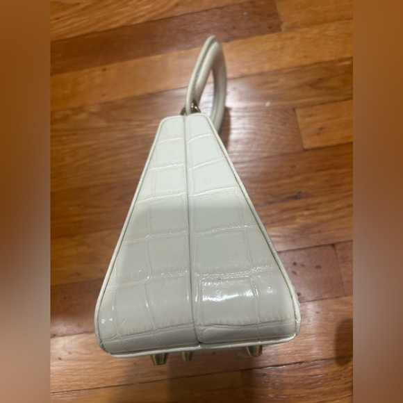 Staud croc embossed snap closure handbag NWOT - Picture 3 of 7